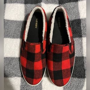 Old navy slip on shoes
